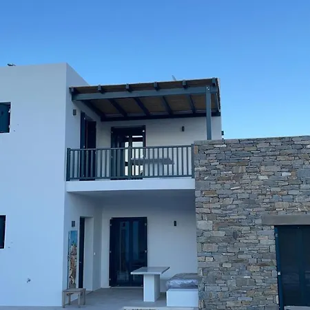 Paros-memories-neubau-villen, Sportpool Lejlighed